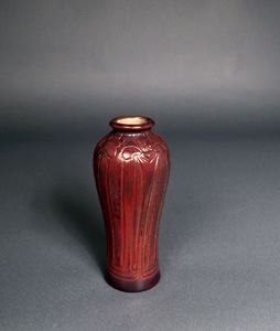 Image of Vase with Naked Lady Flower Design