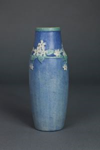 Image of Vase with Confederate Jasmine Design