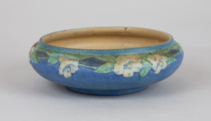 Image of Bowl with Banded Flowers