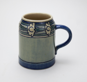 Image of Mug with Flower and Stem Design