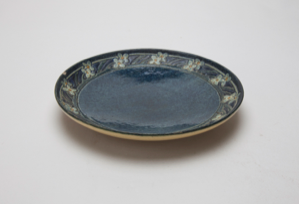 Image of Saucer with Partridgeberry Design