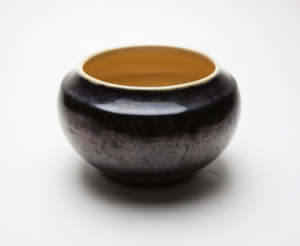 Image of Vase (Black Vase with Highly Reflective Glaze)