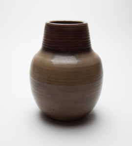 Image of Vase, Gulf Mocha Ware