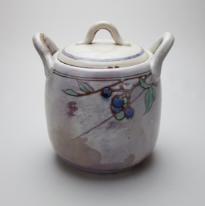 Image of Handled Pot with Lid