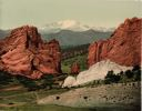 Image of Pike's Peak and the Gateway, Garden of the Gods, Colorado