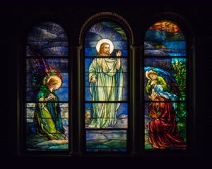 Cover image for Tiffany Windows